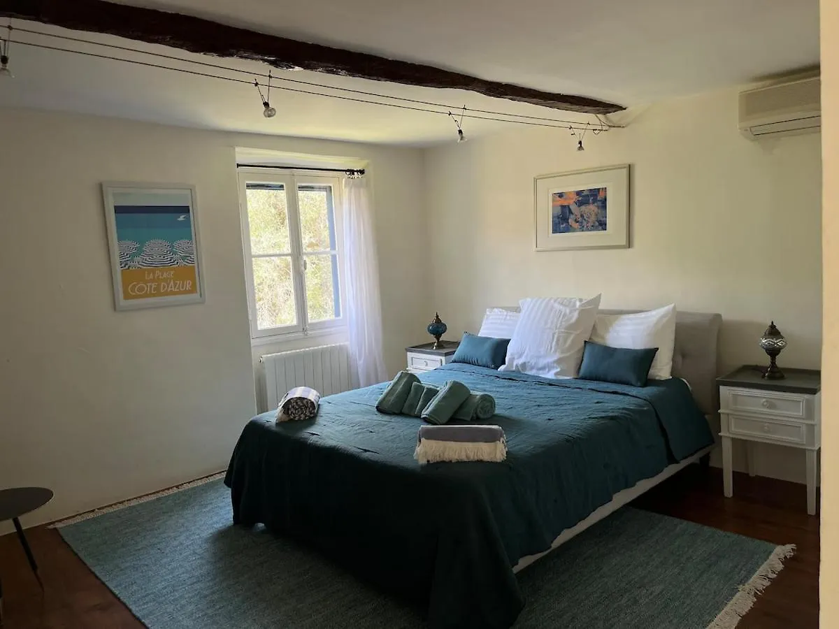 Guest House With Tennis Court Le Rouret